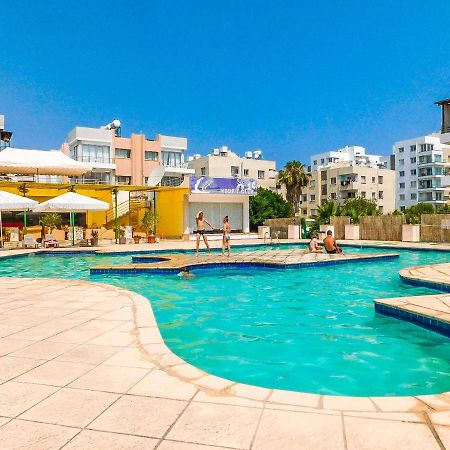 Rix Apartments Girne Buitenkant foto