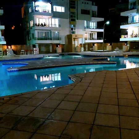 Rix Apartments Girne Buitenkant foto