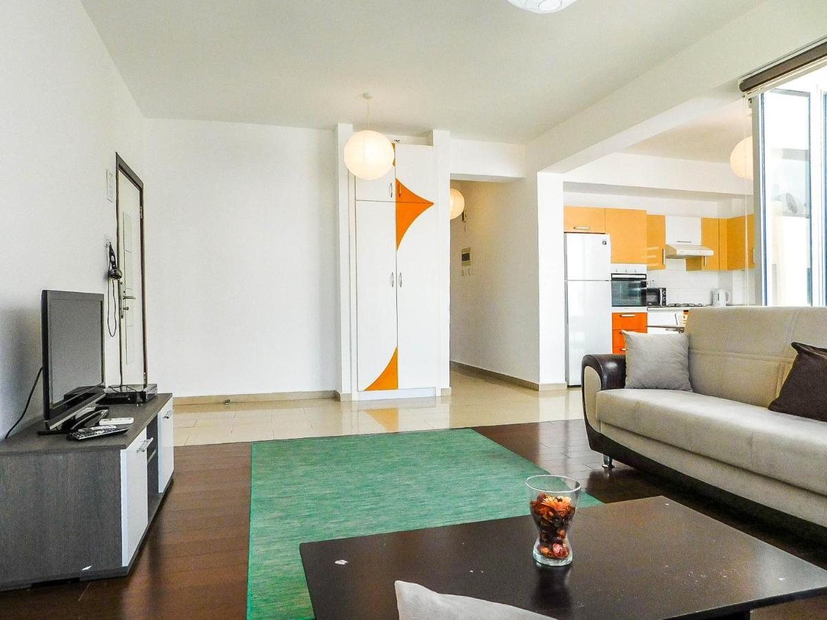 Rix Apartments Girne Buitenkant foto