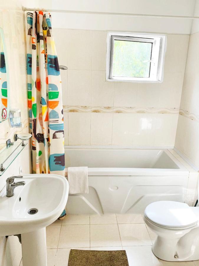 Rix Apartments Girne Buitenkant foto
