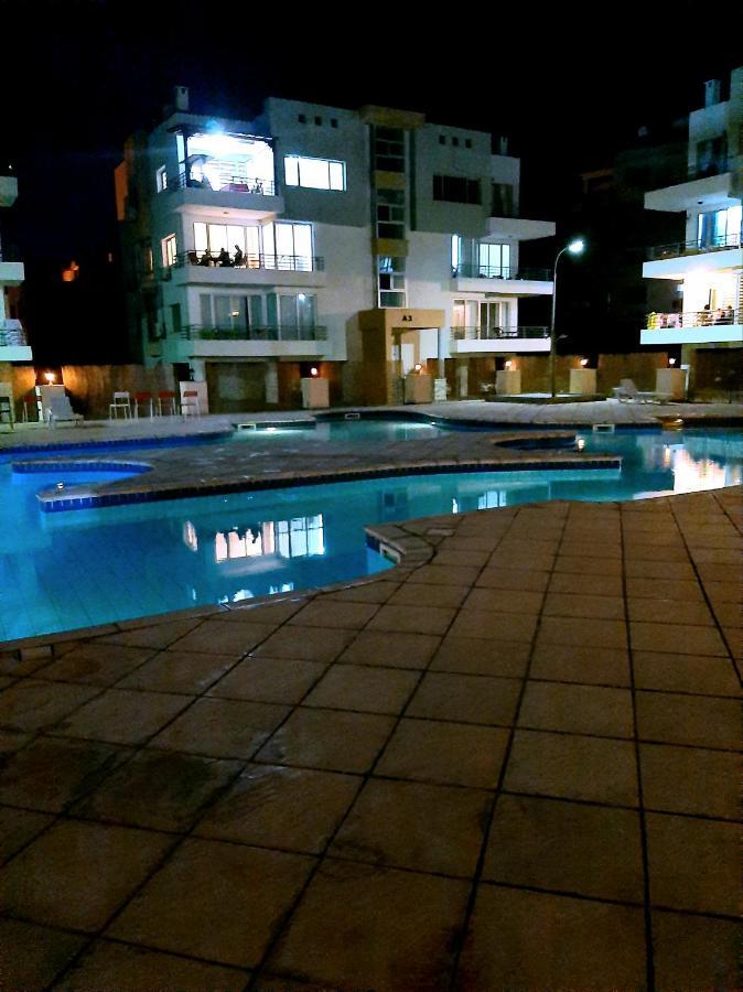 Rix Apartments Girne Buitenkant foto
